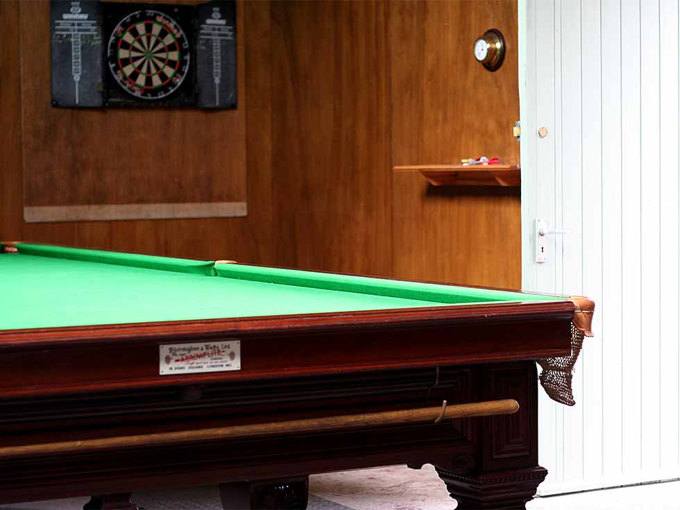 Games Room with Snooker Table